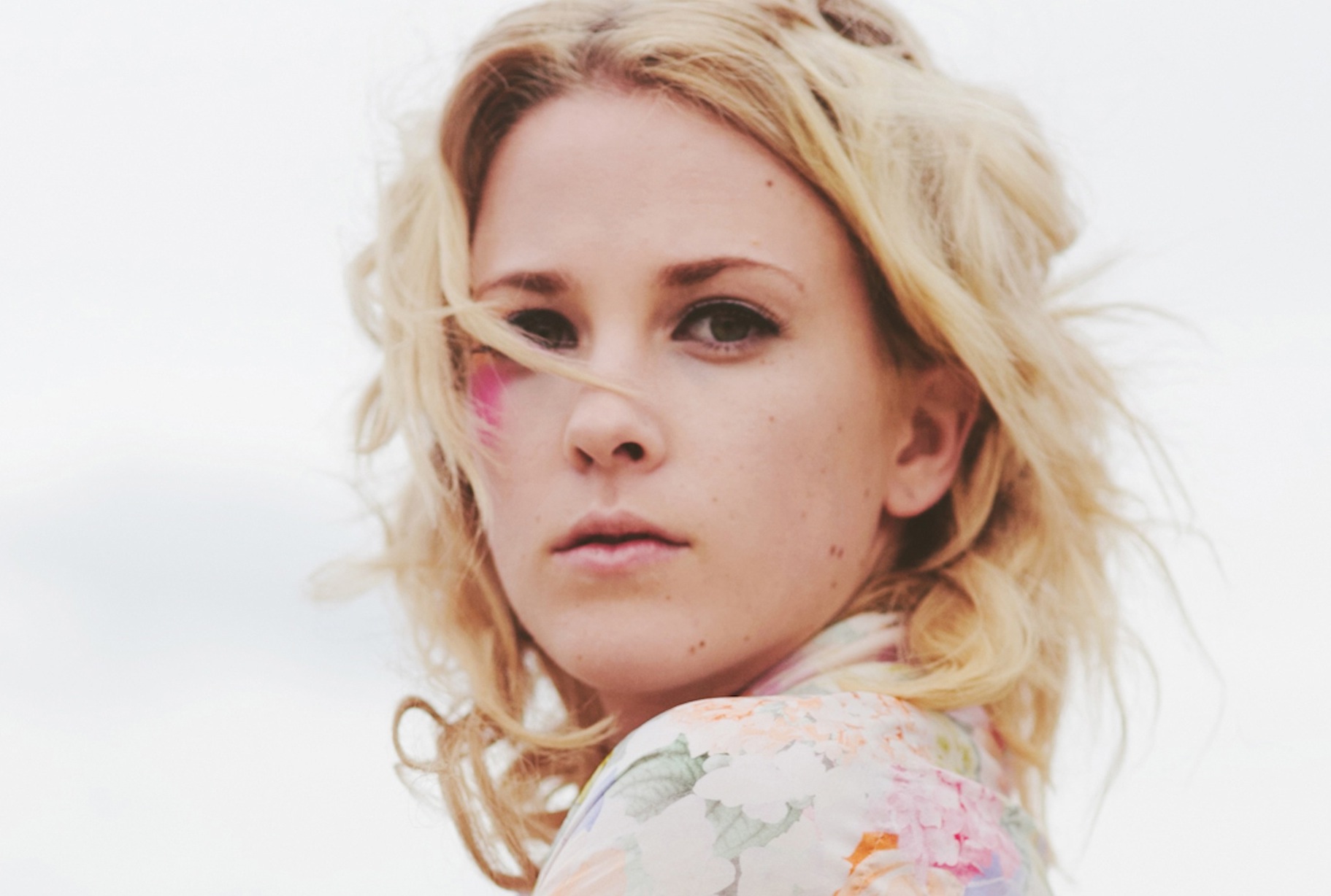 emma louise d never really listened much music emma louise d never really listened much music